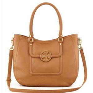 Tory Burch Amanda Hobo
